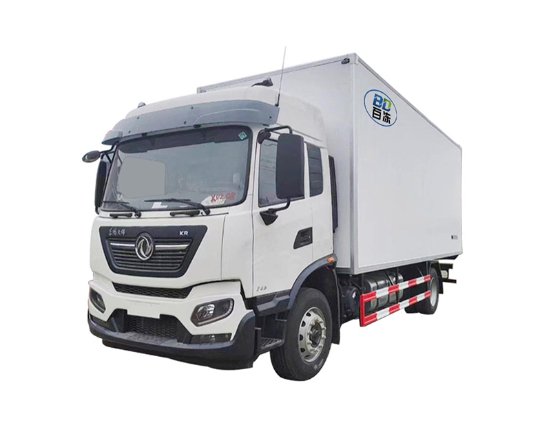 肉挂冷藏车：东风天锦冷藏车